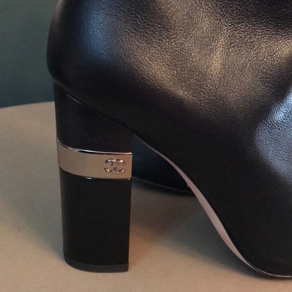 🔴SOLD 🔴AUTHENTIC CHANEL ANKLE BOOTIE - Picture 2 of 8